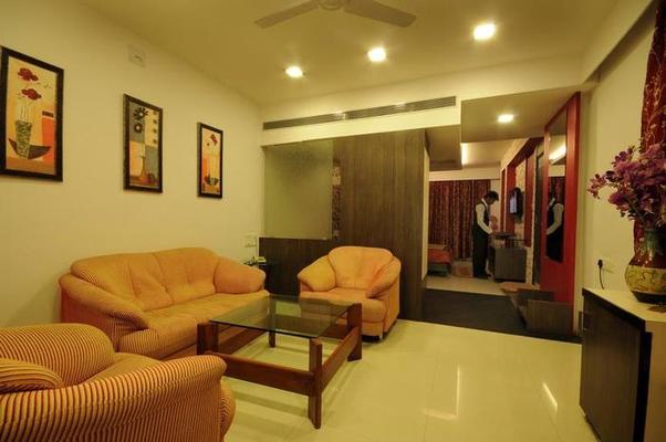Hotel Surabhi Regency